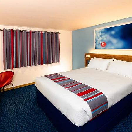 Travelodge Cameron Toll Hotel EDI Exterior photo